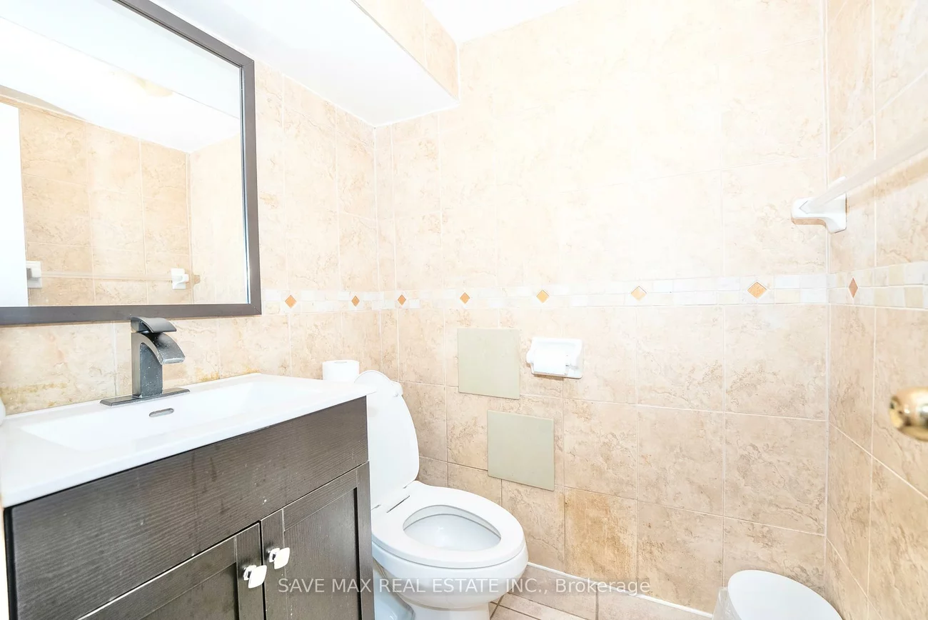 740, Kennedy, Ionview, Toronto