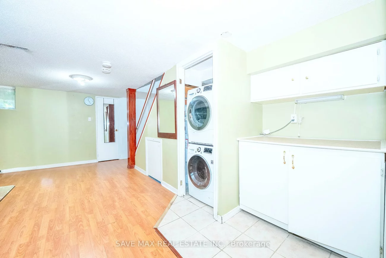 740, Kennedy, Ionview, Toronto