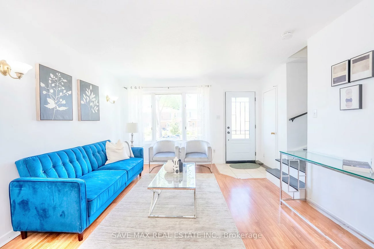 740, Kennedy, Ionview, Toronto