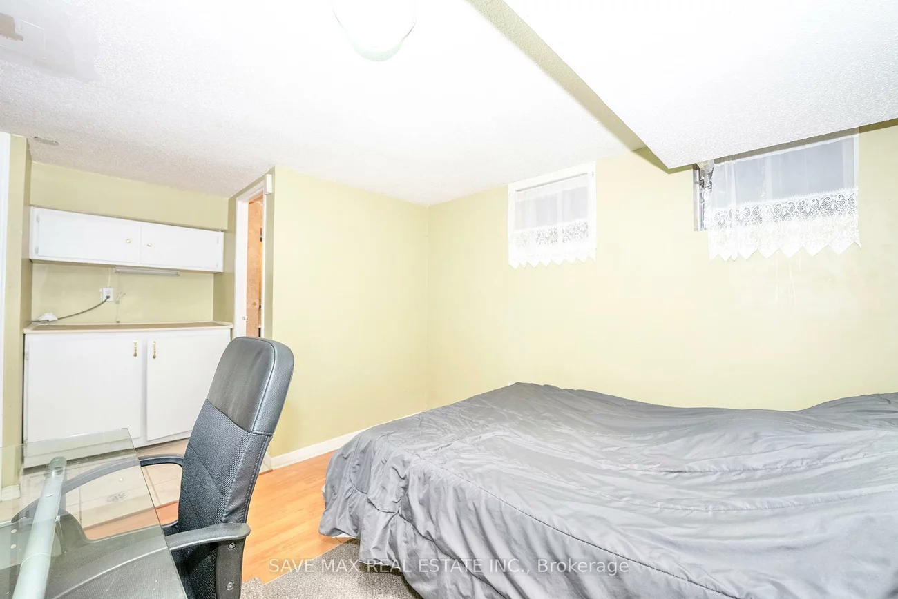 740, Kennedy, Ionview, Toronto