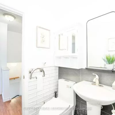 740, Kennedy, Ionview, Toronto