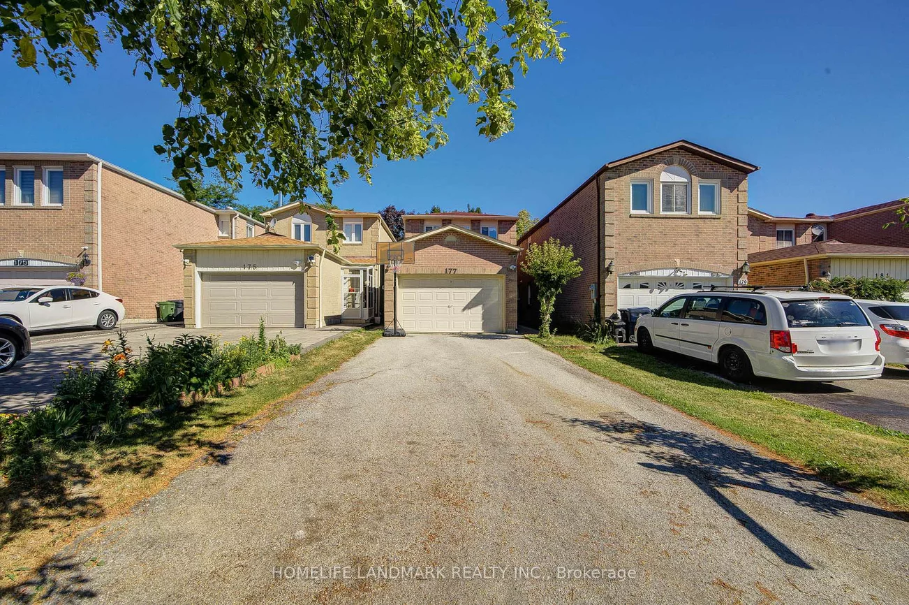 177, Roxanne, Milliken, Toronto