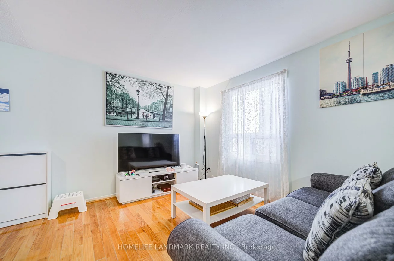 177, Roxanne, Milliken, Toronto