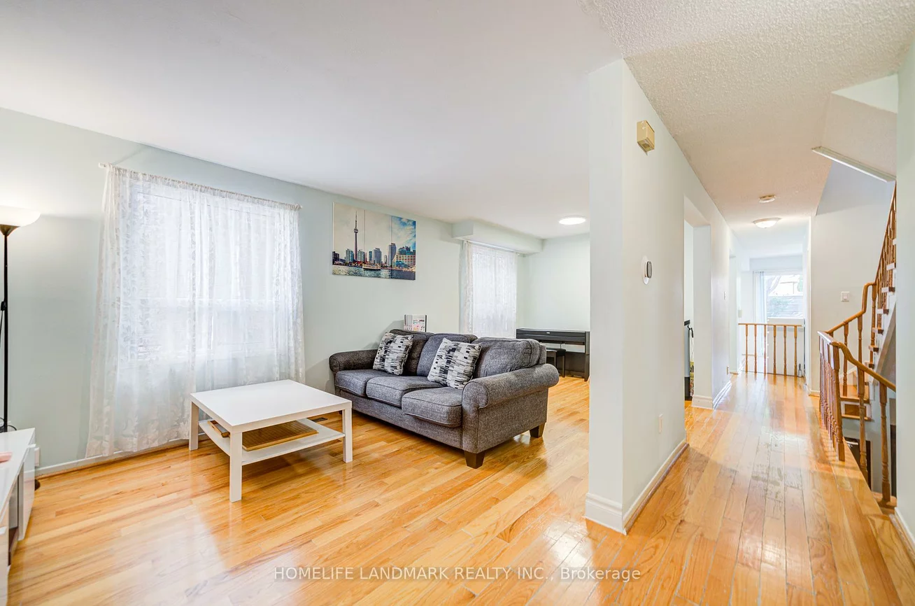 177, Roxanne, Milliken, Toronto