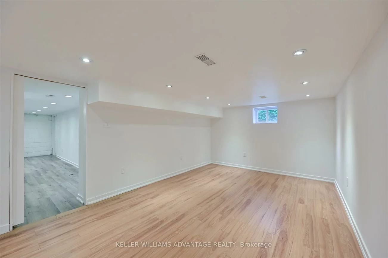 1080, Greenwood, East York, Toronto