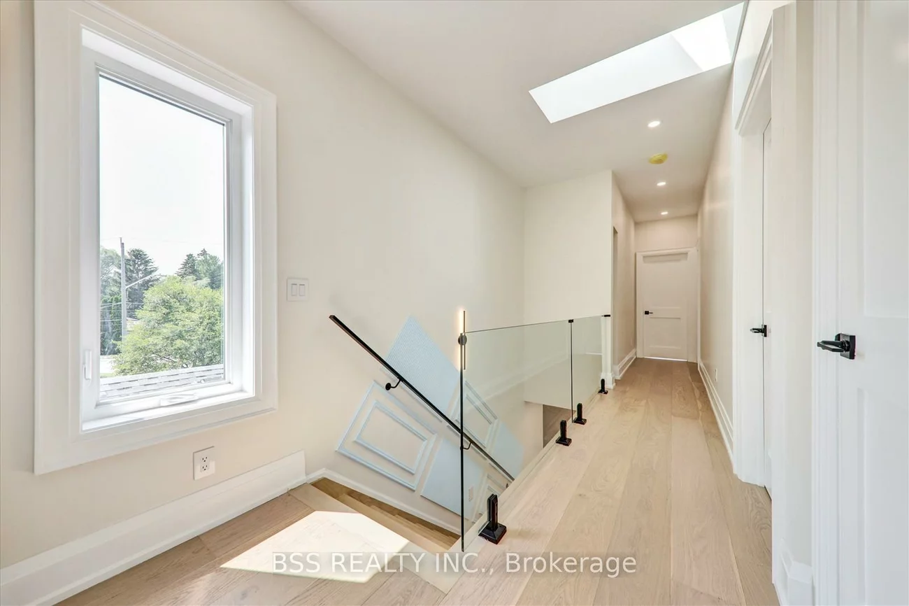 245, Ferris, O'Connor-Parkview, Toronto