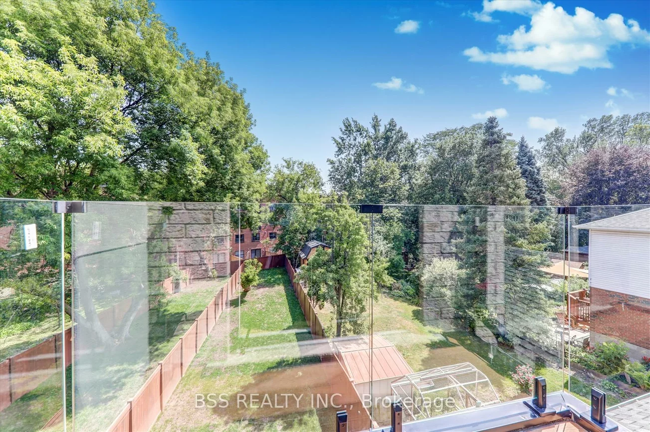 245, Ferris, O'Connor-Parkview, Toronto