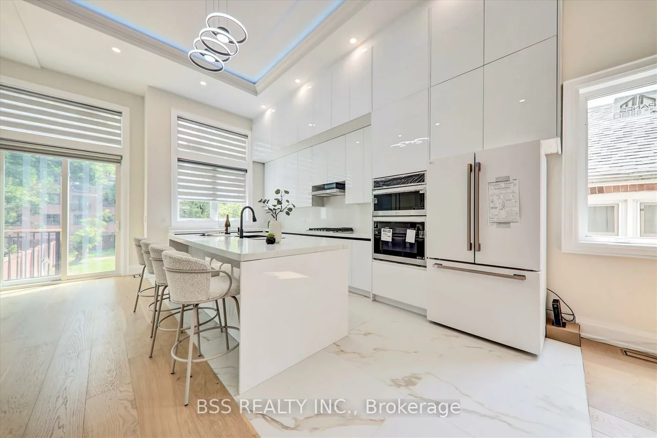 245, Ferris, O'Connor-Parkview, Toronto