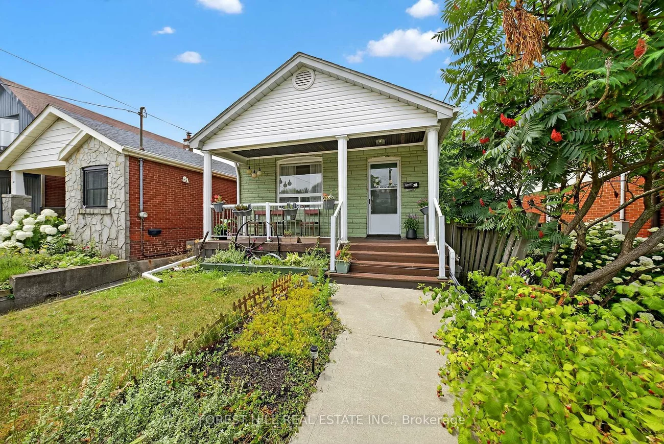 38, Scotia, Oakridge, Toronto