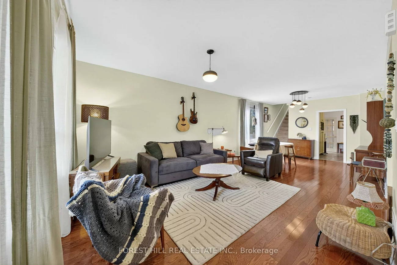 38, Scotia, Oakridge, Toronto