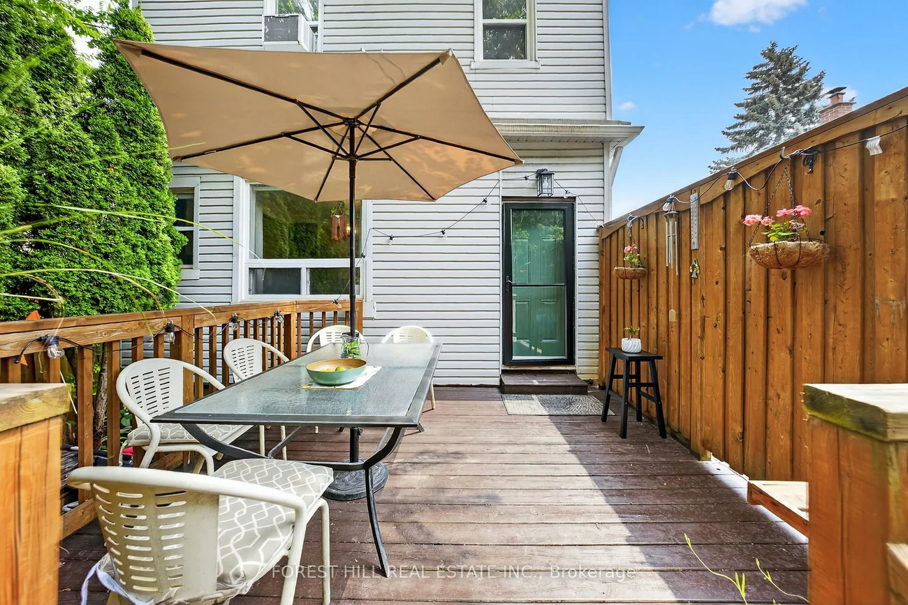 38, Scotia, Oakridge, Toronto