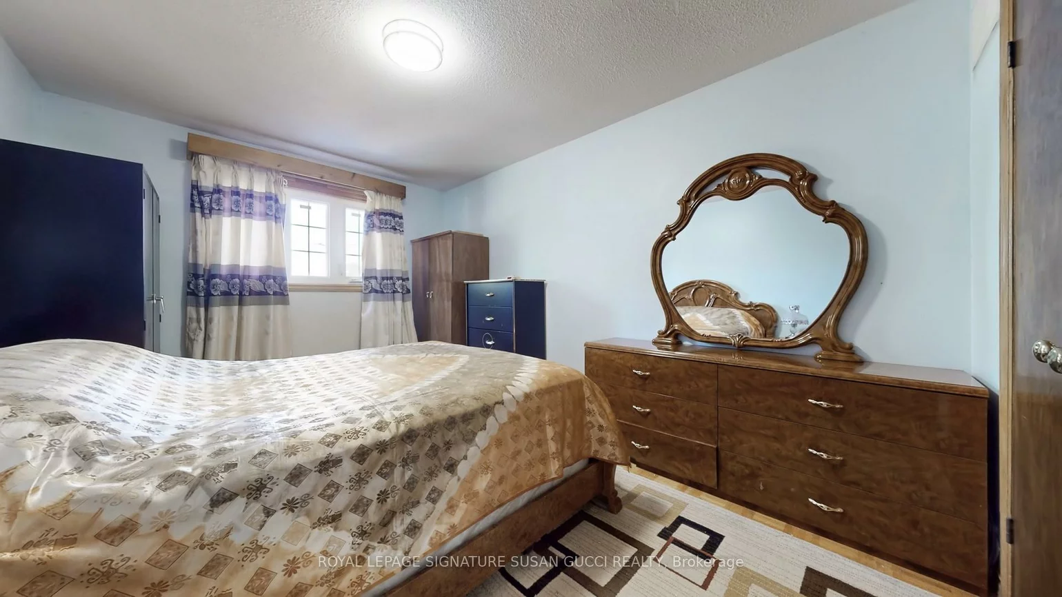 46, Albion, Oakridge, Toronto