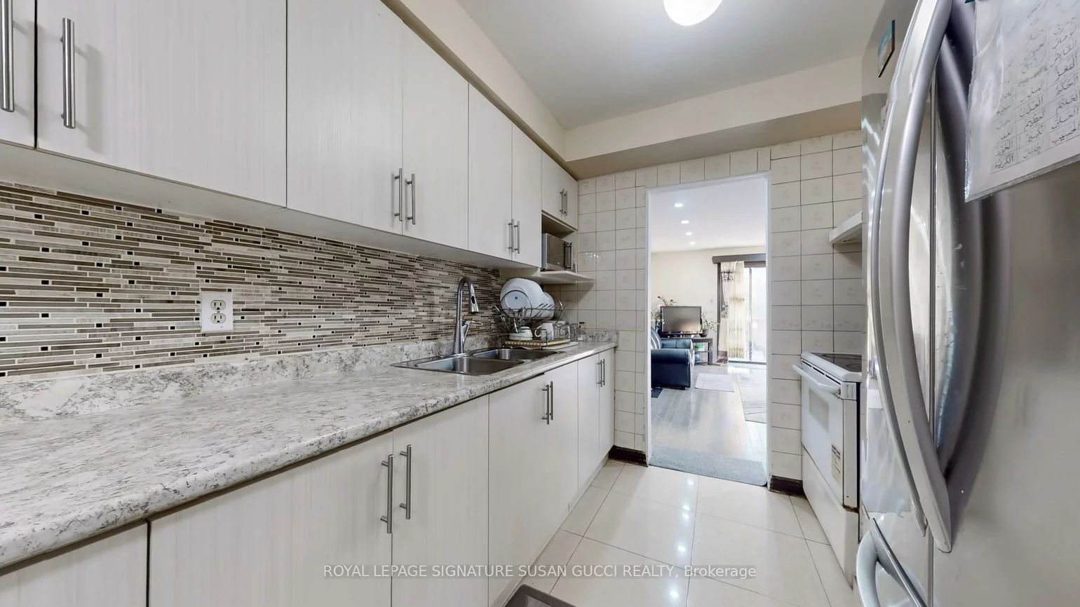 46, Albion, Oakridge, Toronto