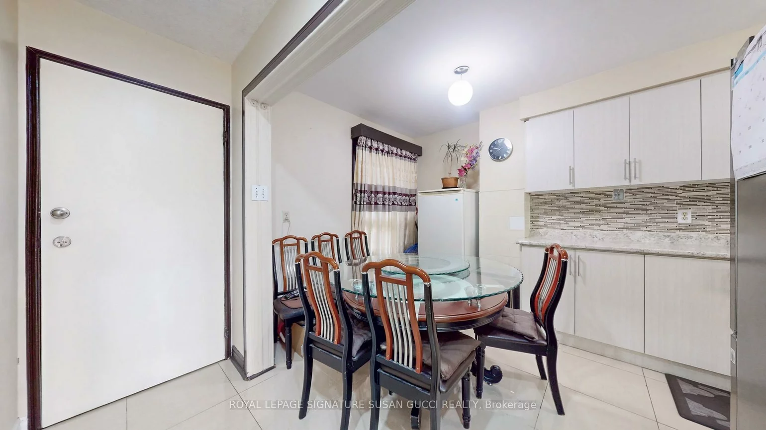 46, Albion, Oakridge, Toronto