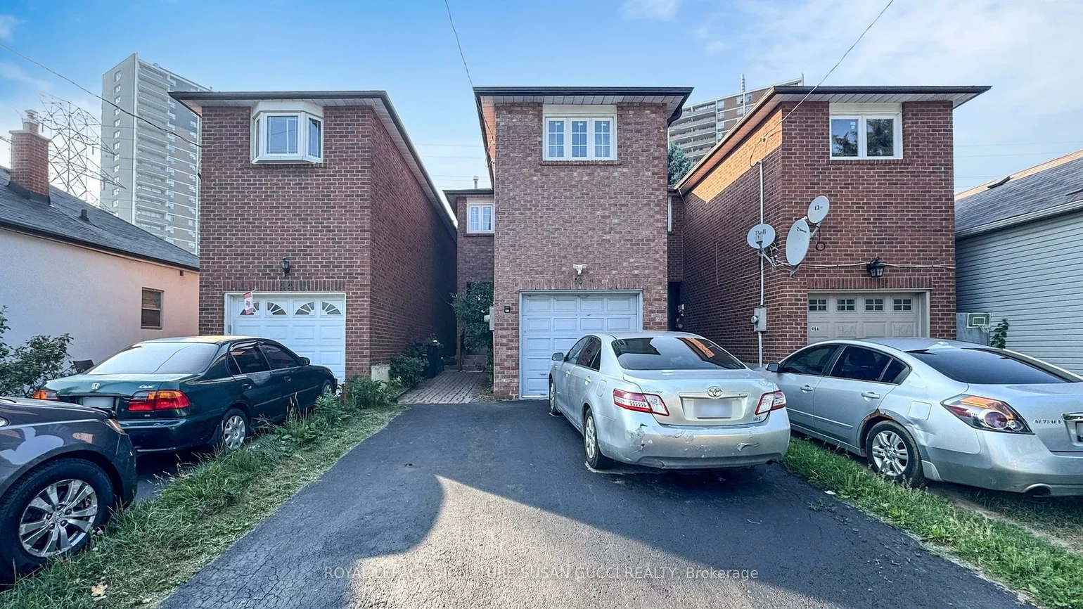 46, Albion, Oakridge, Toronto