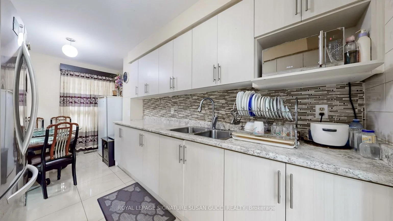 46, Albion, Oakridge, Toronto