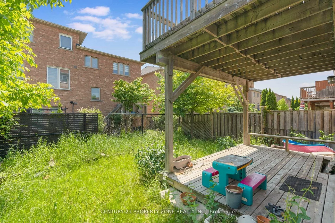28, Seminoff, Clairlea-Birchmount, Toronto