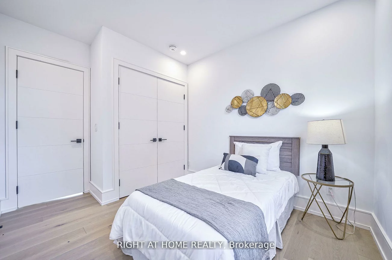 333, Woodmount, East York, Toronto