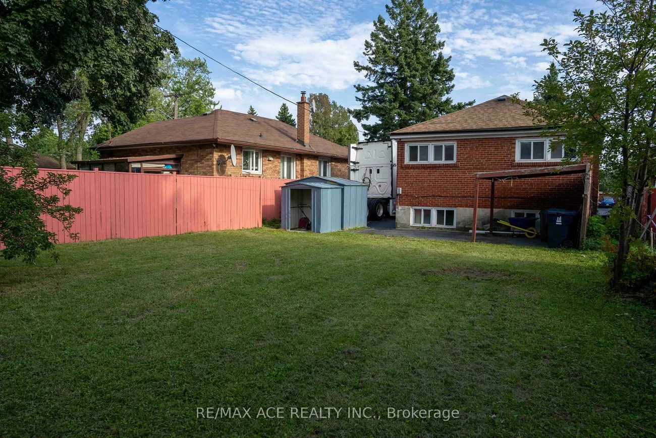 6, Seminole, Bendale, Toronto