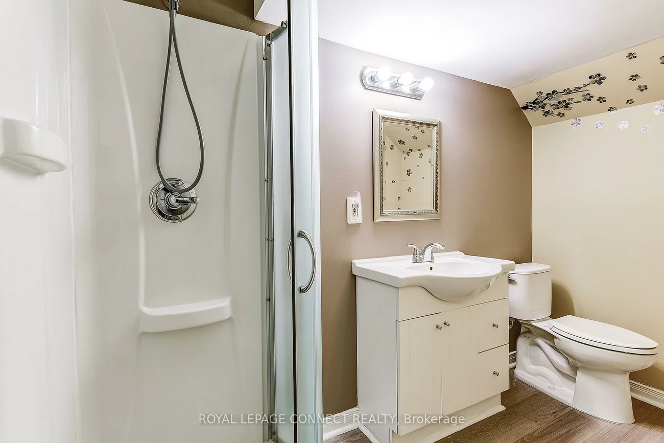 188, Island, Rouge E10, Toronto