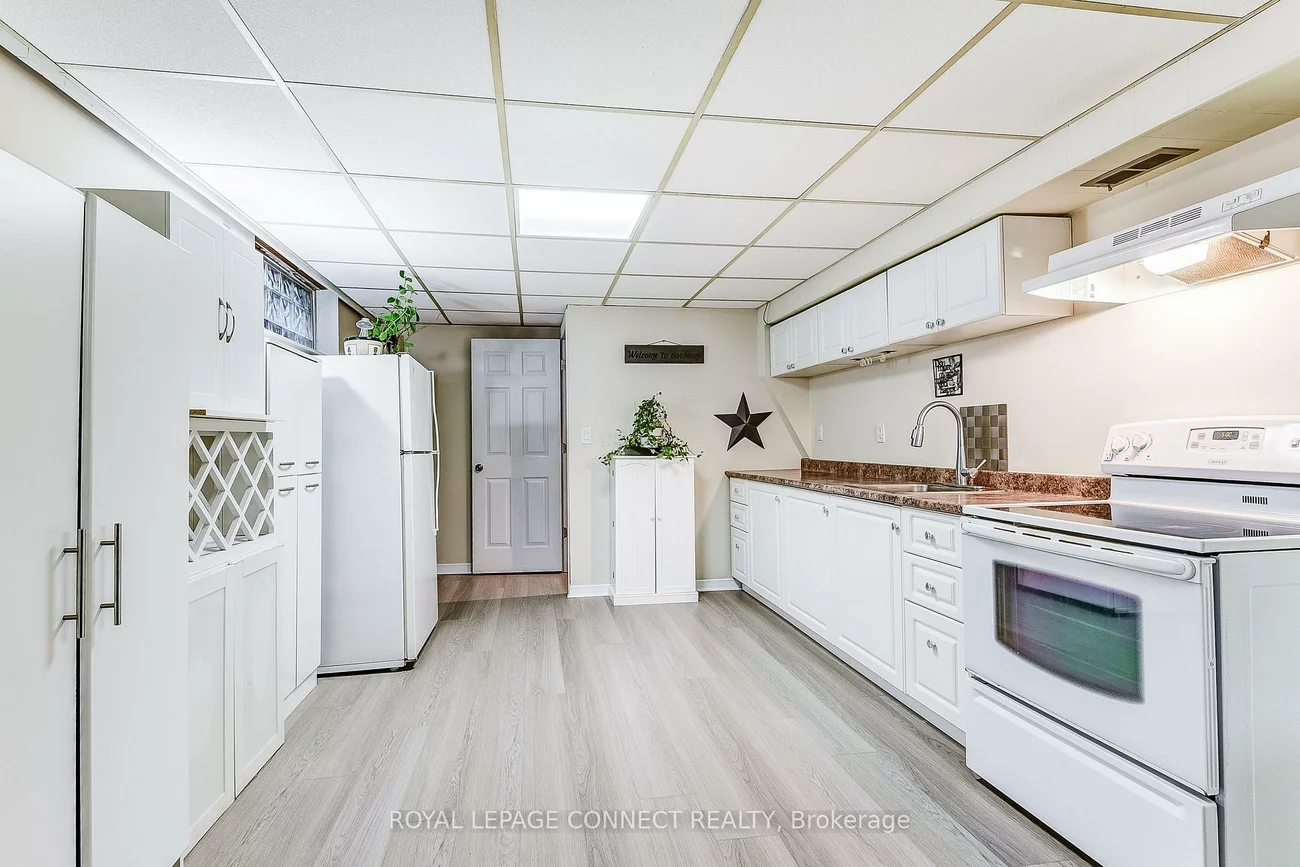 188, Island, Rouge E10, Toronto