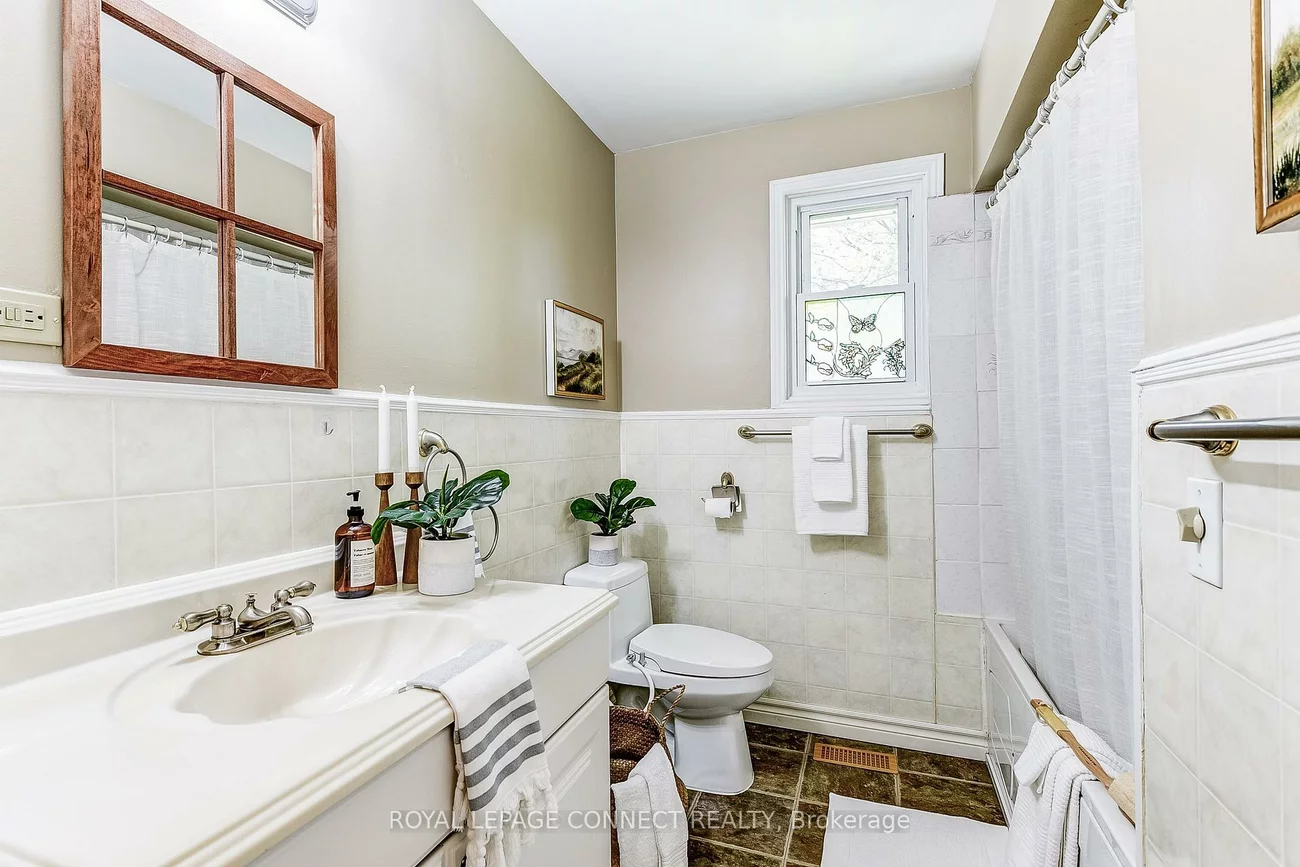 188, Island, Rouge E10, Toronto