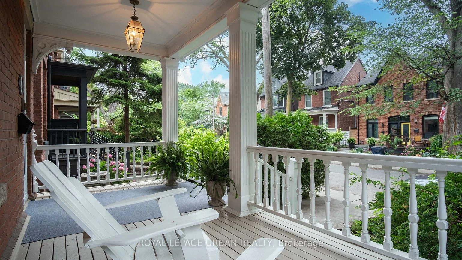 64, Brooklyn, South Riverdale, Toronto