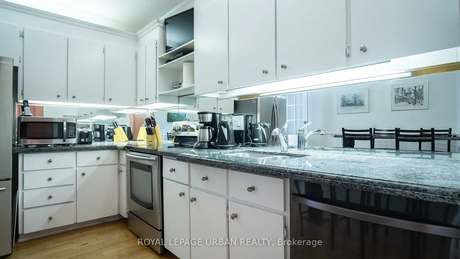 64, Brooklyn, South Riverdale, Toronto