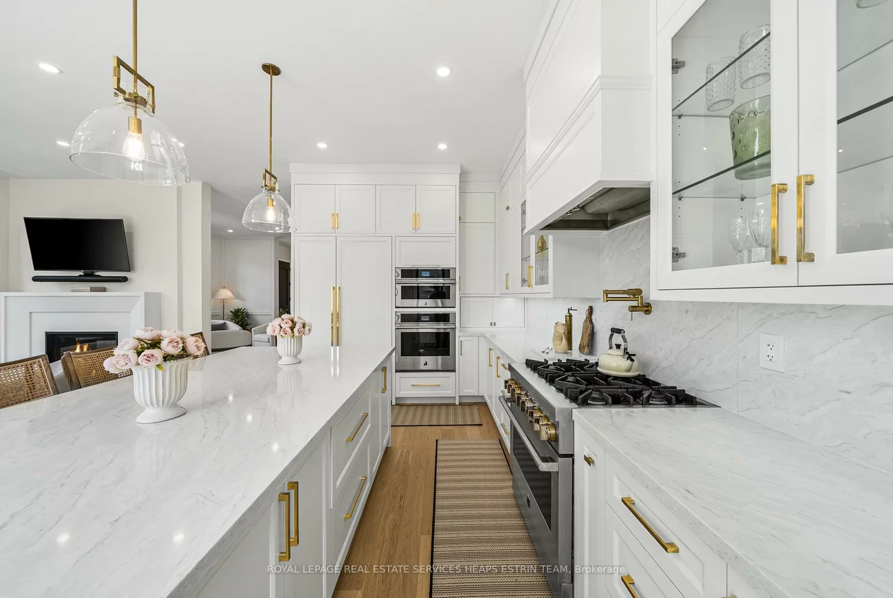 5, Taylor, East York, Toronto