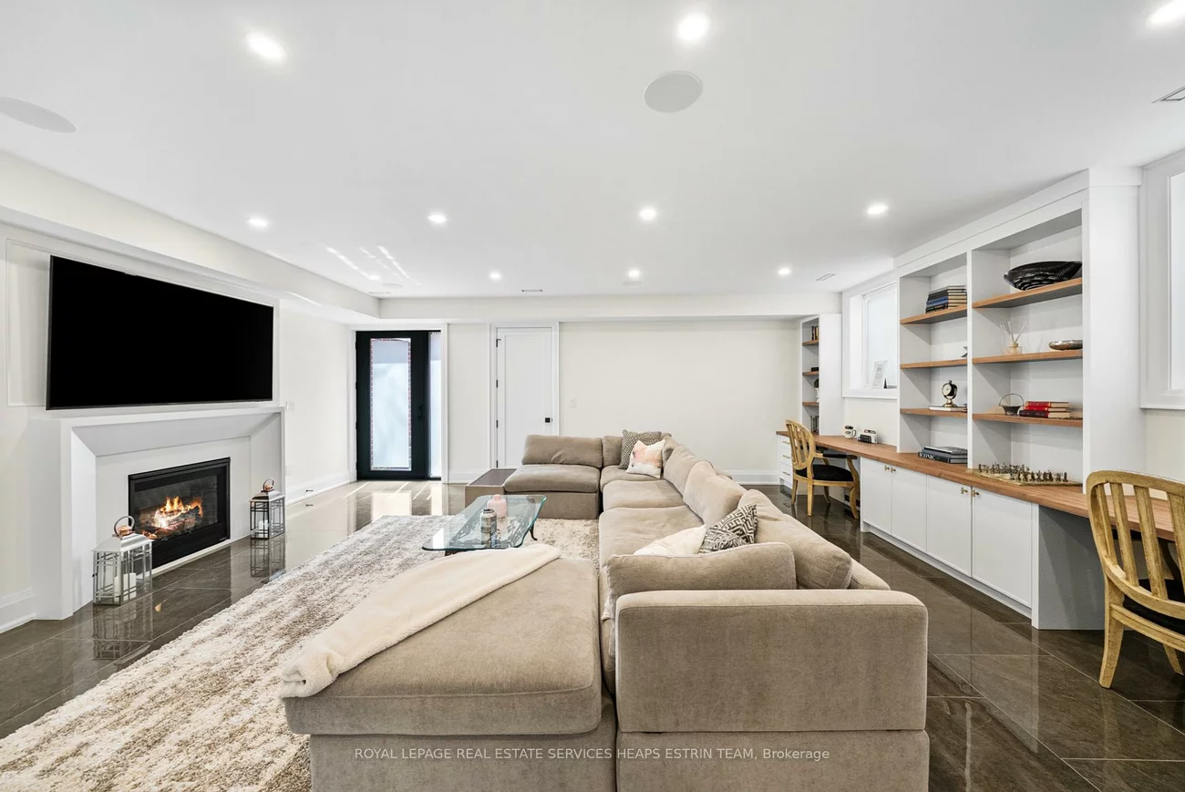 5, Taylor, East York, Toronto