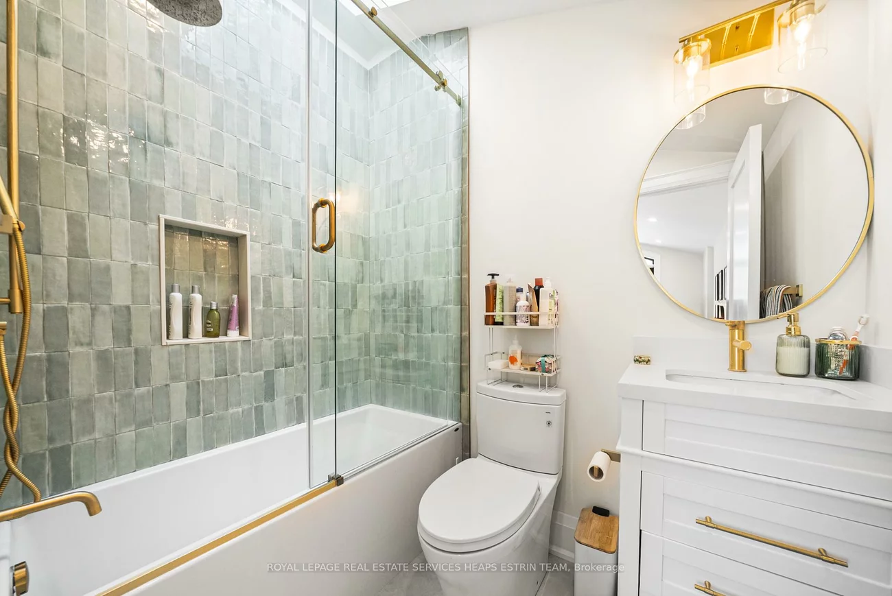 5, Taylor, East York, Toronto
