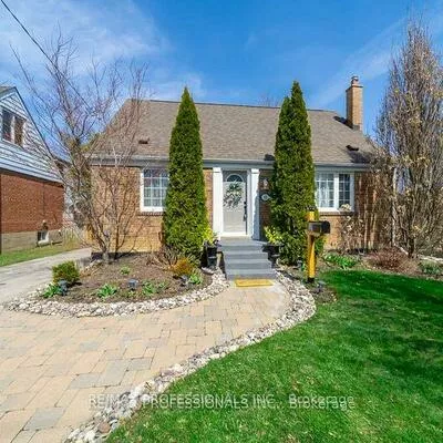 82, Colonial, Cliffcrest, Toronto