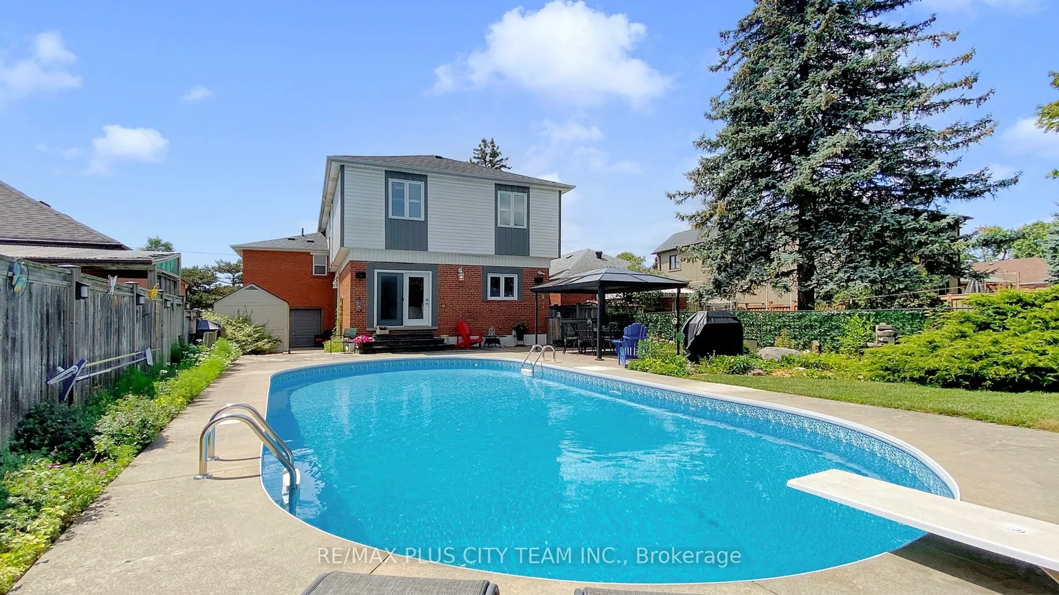 34, Edge Park, Clairlea-Birchmount, Toronto