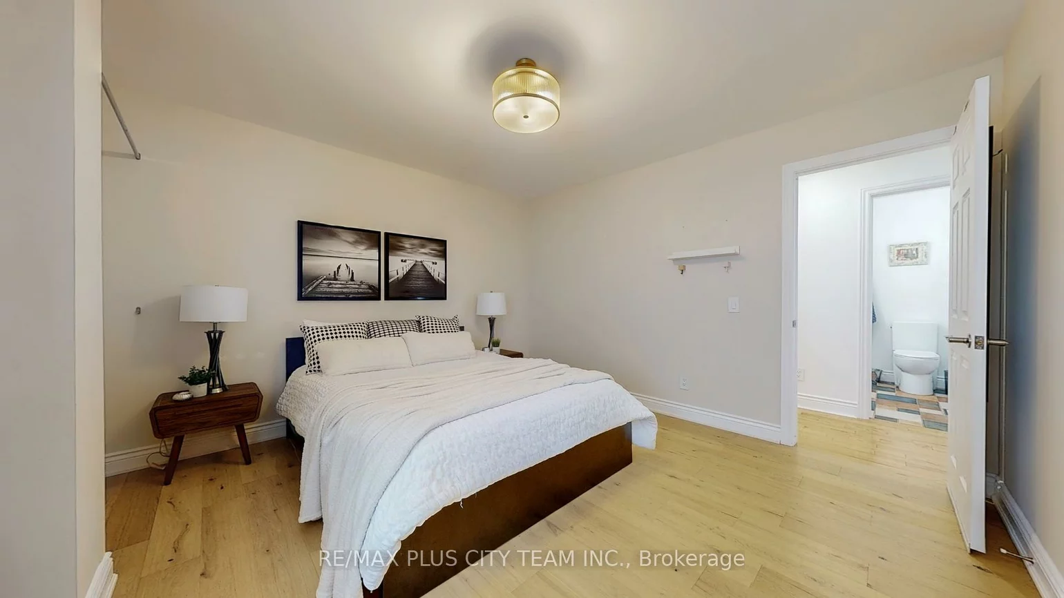 34, Edge Park, Clairlea-Birchmount, Toronto