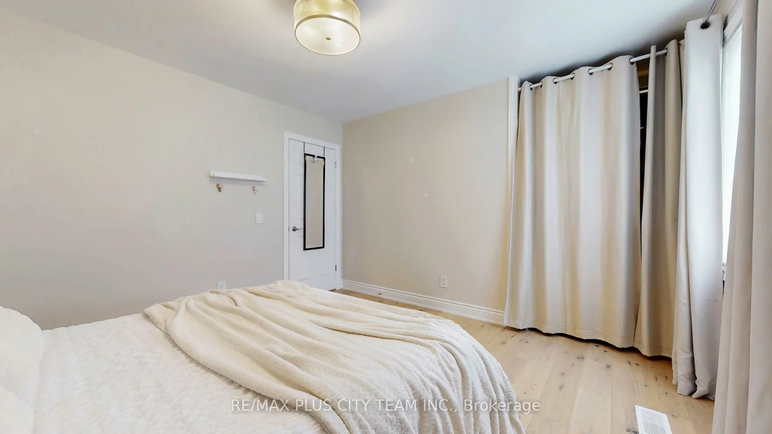 34, Edge Park, Clairlea-Birchmount, Toronto