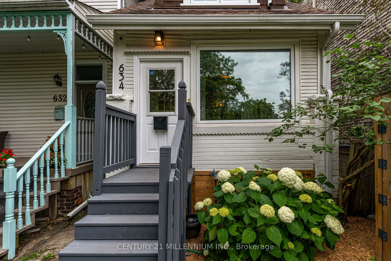 634, Woodbine, Woodbine Corridor, Toronto