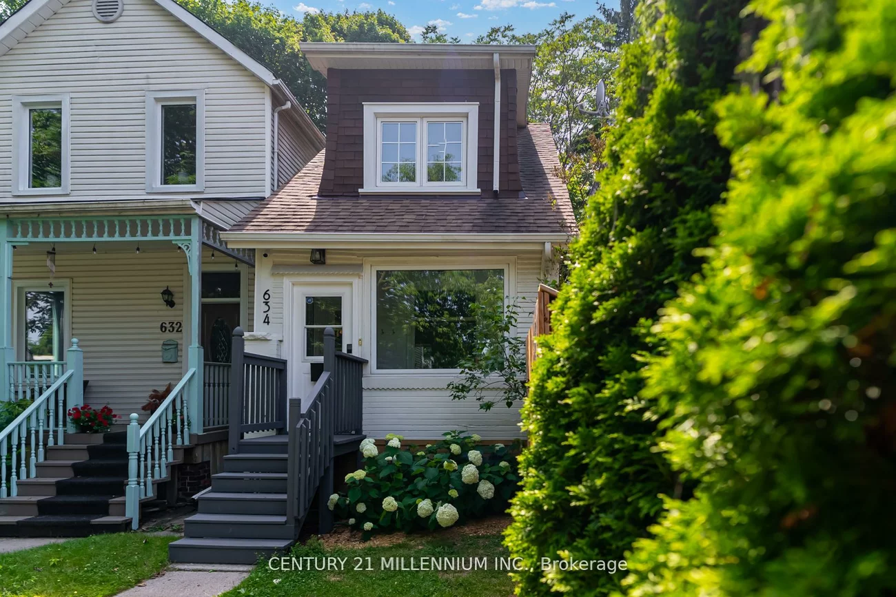 634, Woodbine, Woodbine Corridor, Toronto
