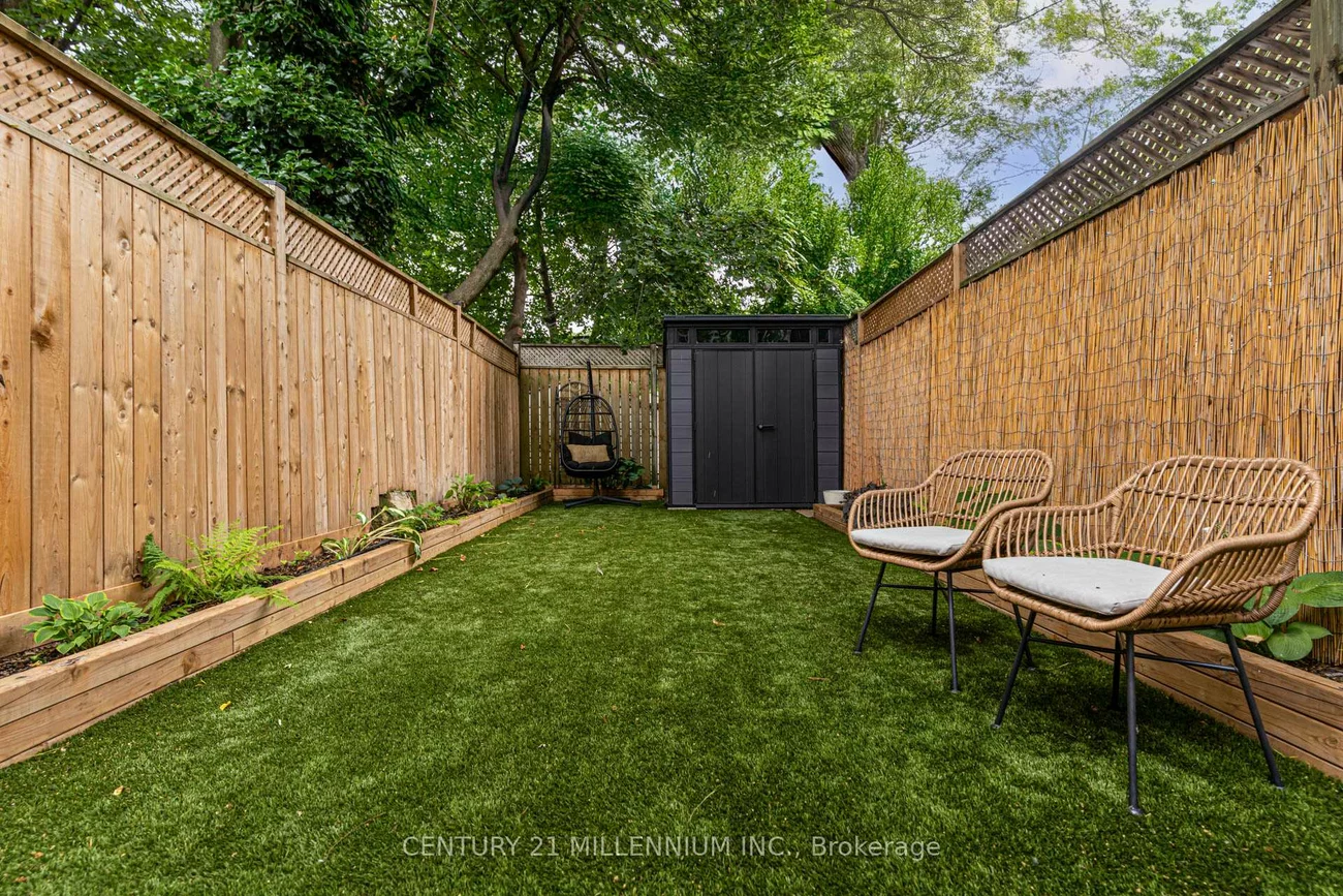 634, Woodbine, Woodbine Corridor, Toronto