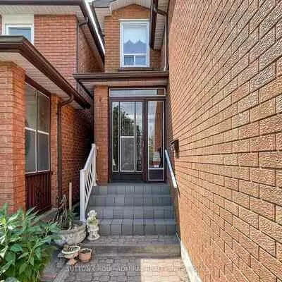 88, Burnt Bark, Steeles, Toronto
