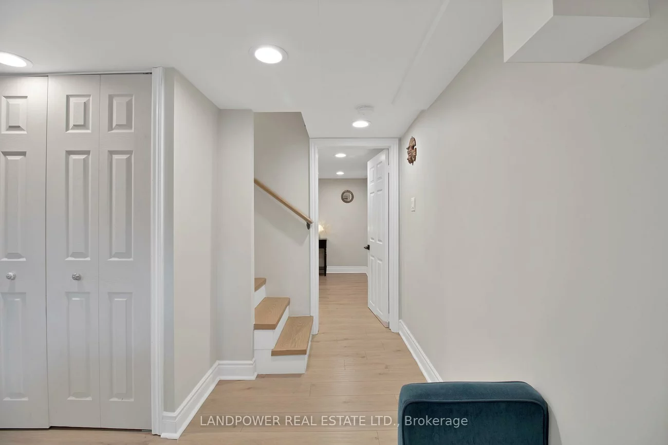 3133, St. Clair, Clairlea-Birchmount, Toronto