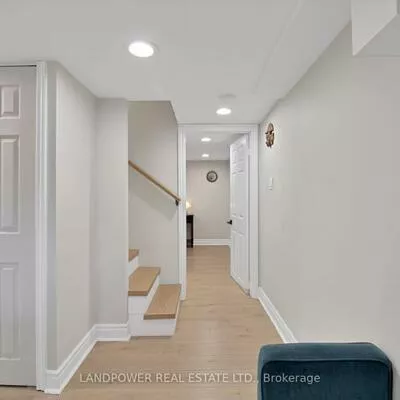 3133, St. Clair, Clairlea-Birchmount, Toronto