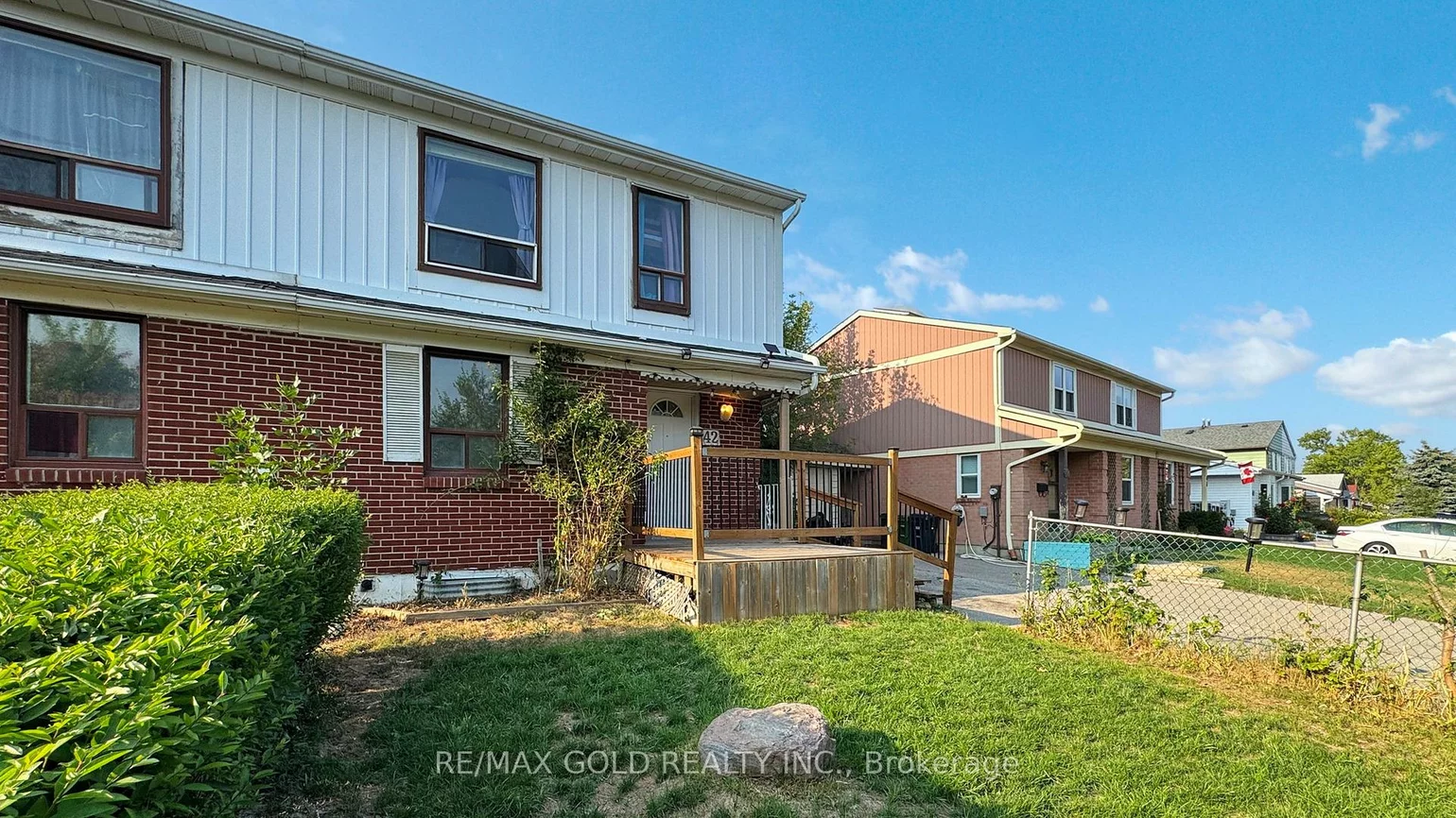 42, Murison, Malvern, Toronto
