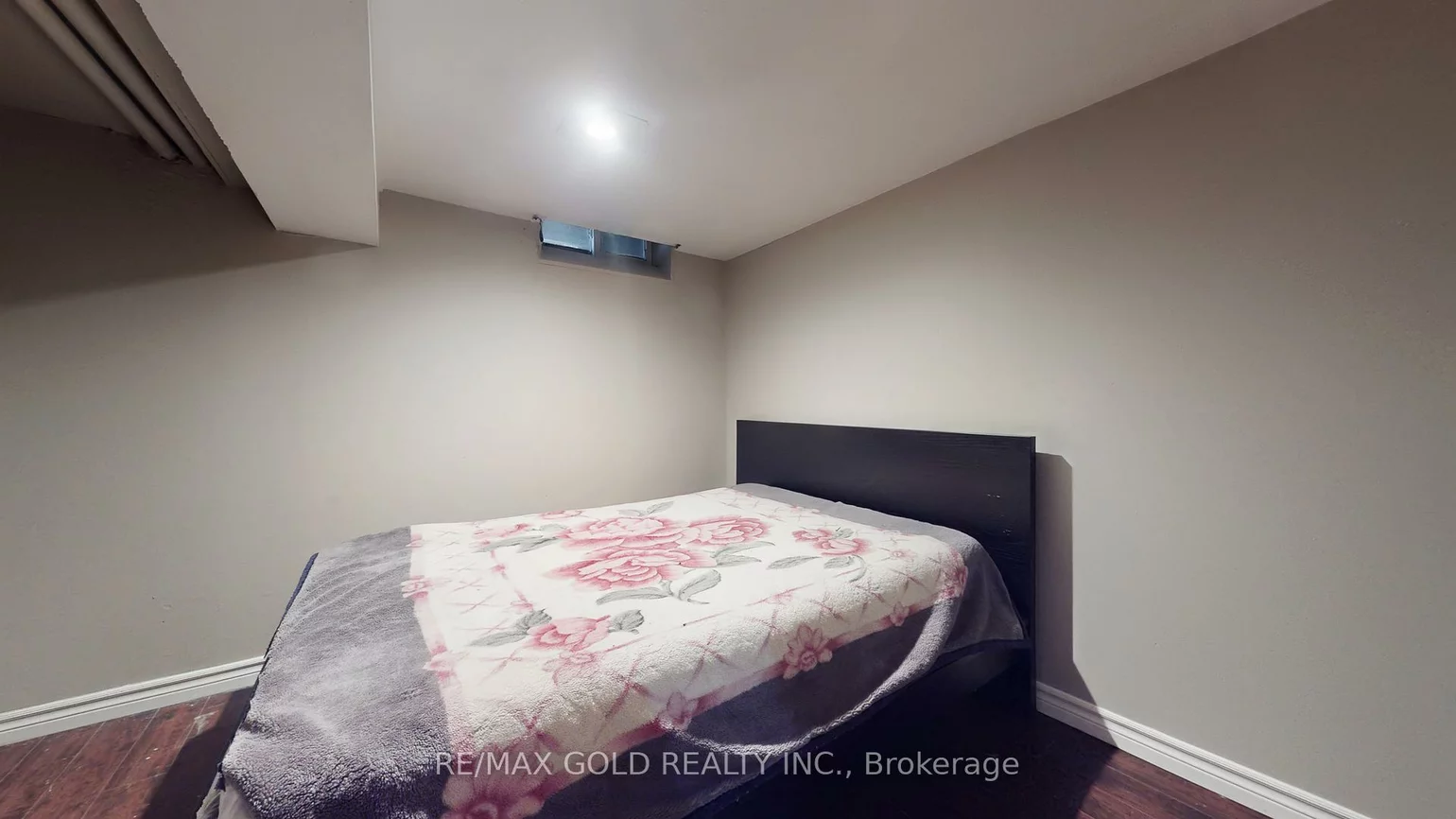 42, Murison, Malvern, Toronto