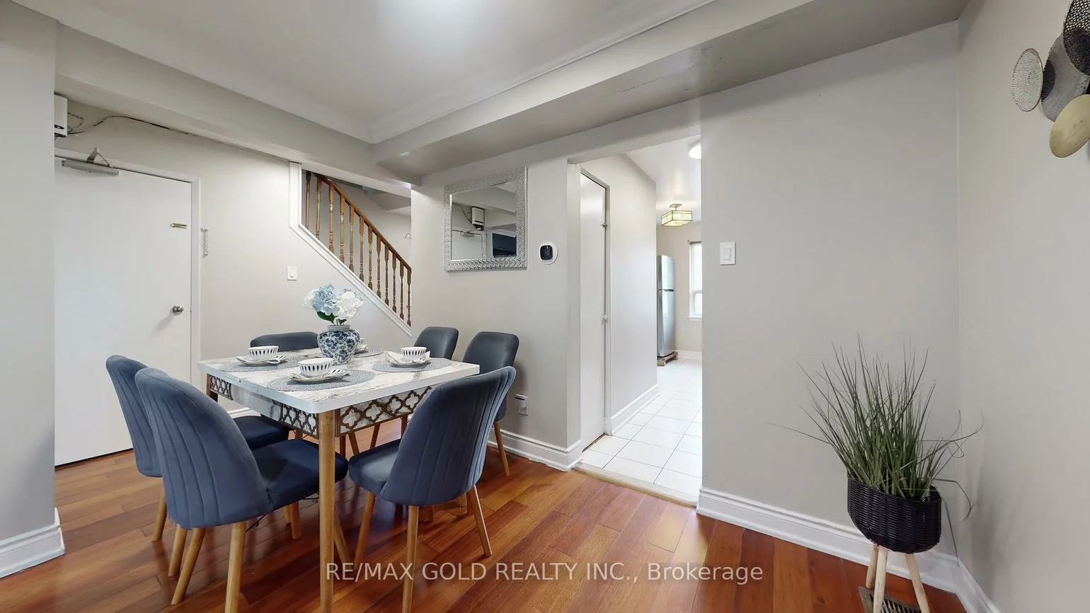 42, Murison, Malvern, Toronto