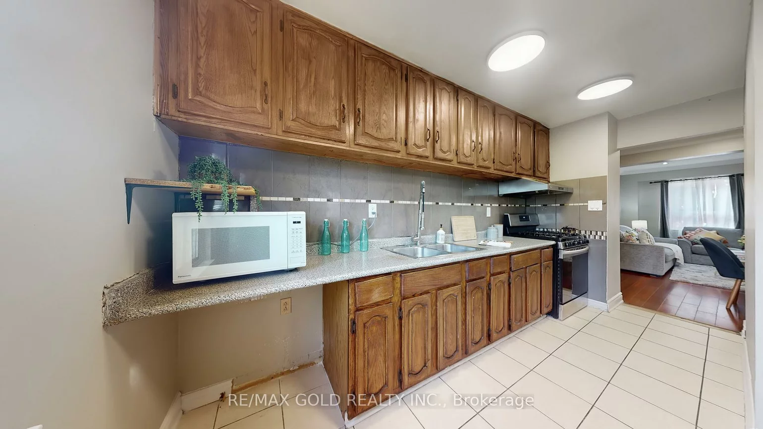 42, Murison, Malvern, Toronto