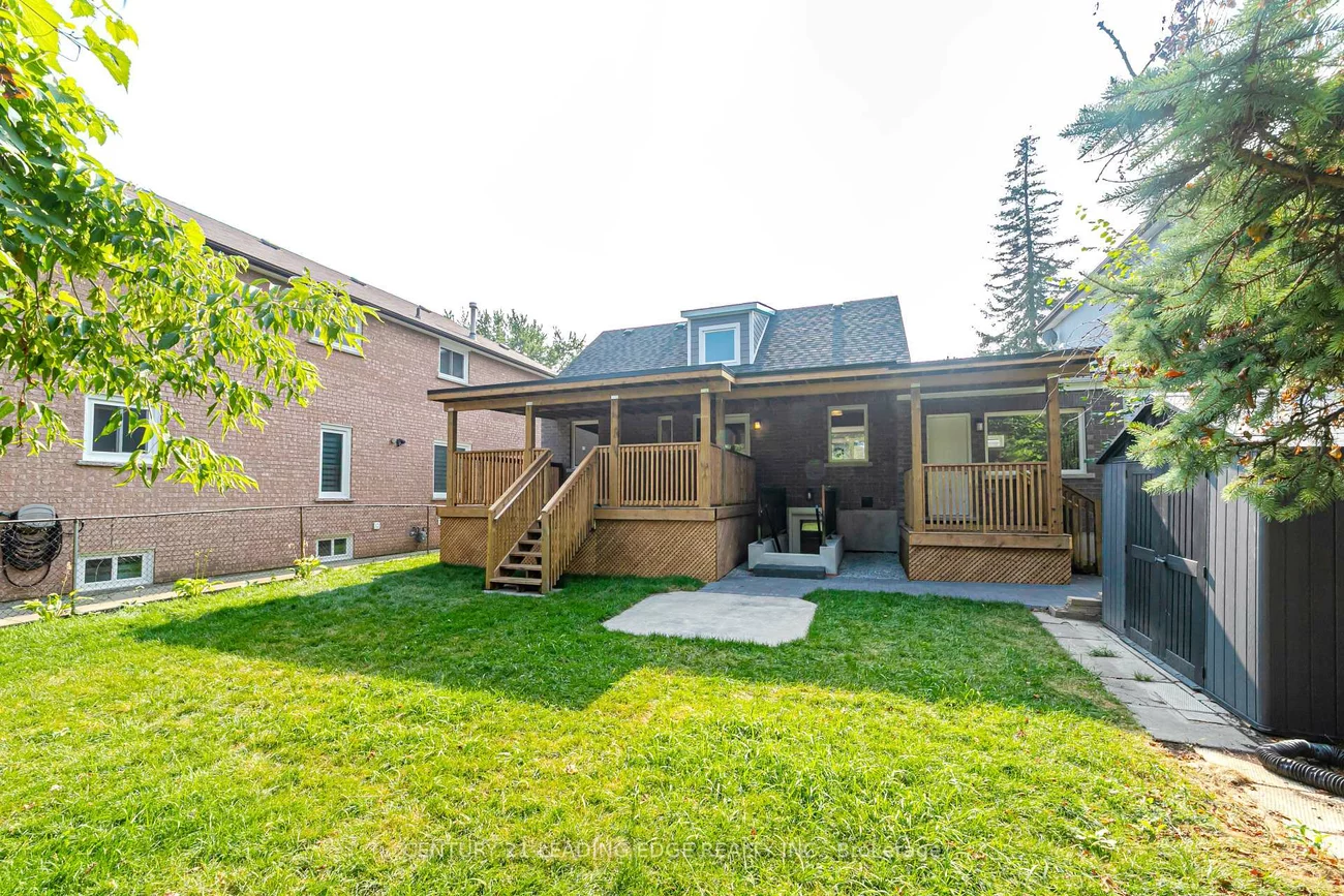 29, NATAL, Birchcliffe-Cliffside, Toronto