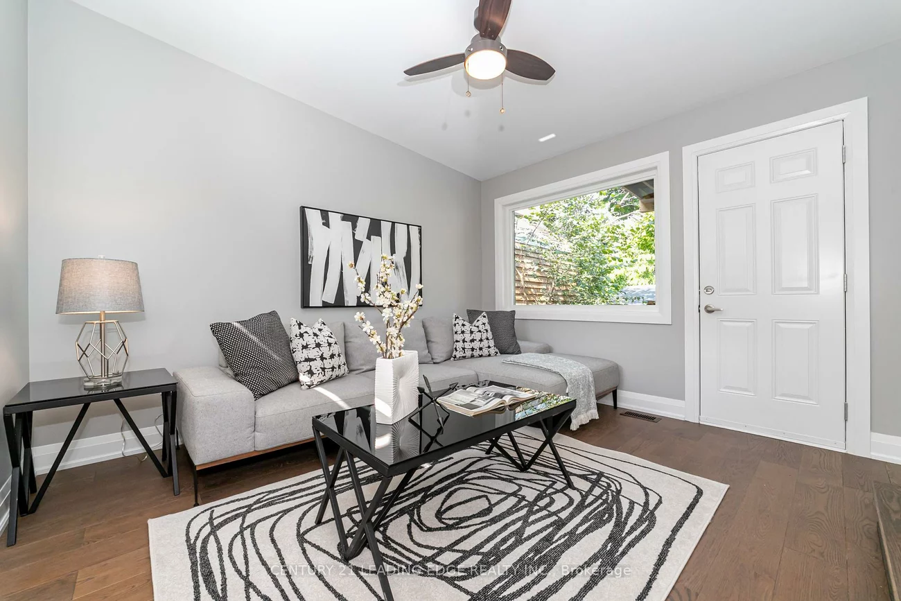 29, NATAL, Birchcliffe-Cliffside, Toronto