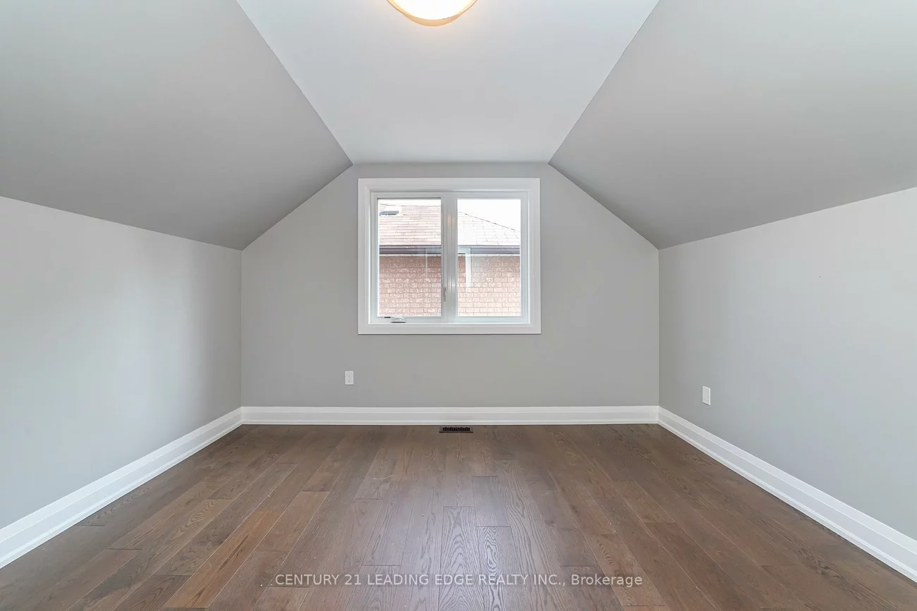 29, NATAL, Birchcliffe-Cliffside, Toronto