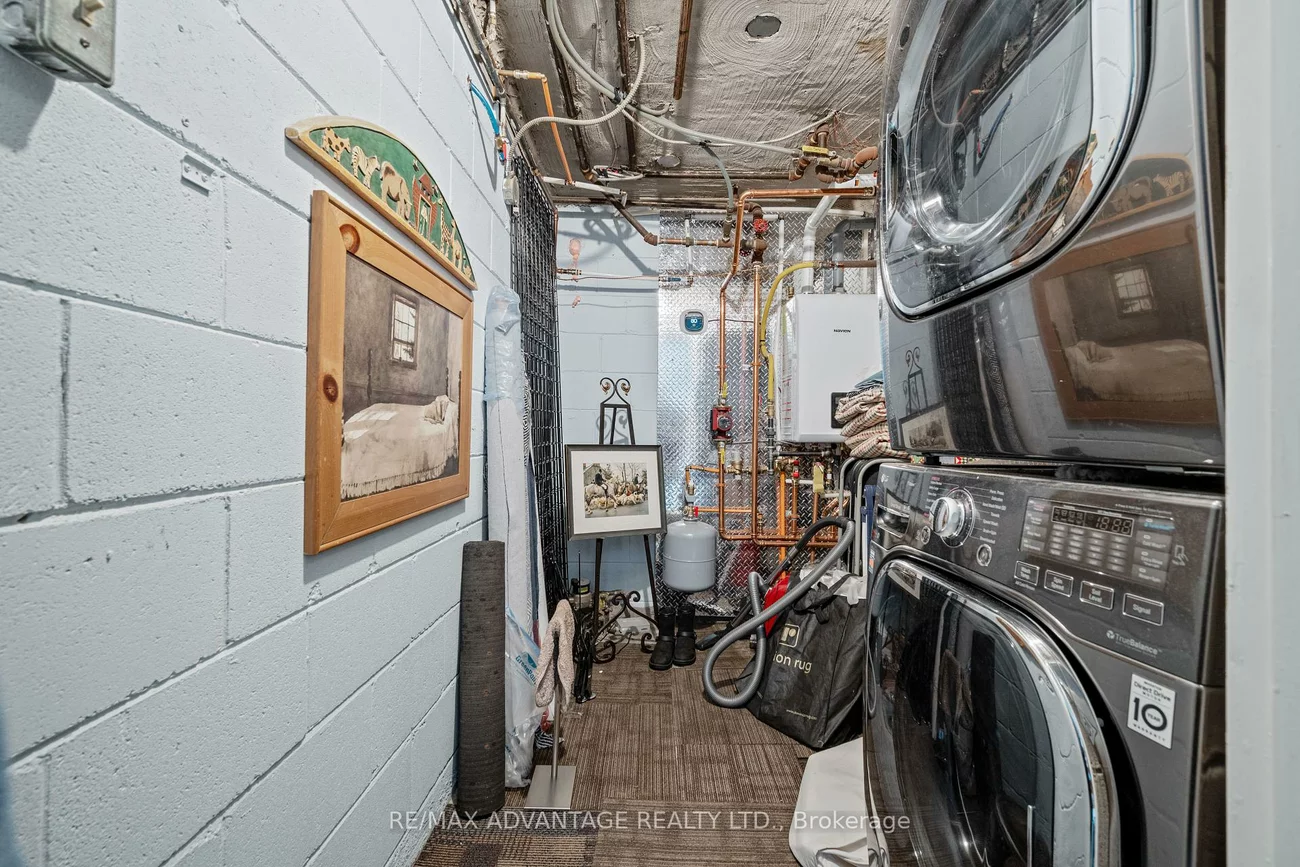 108, Hubbard, The Beaches, Toronto