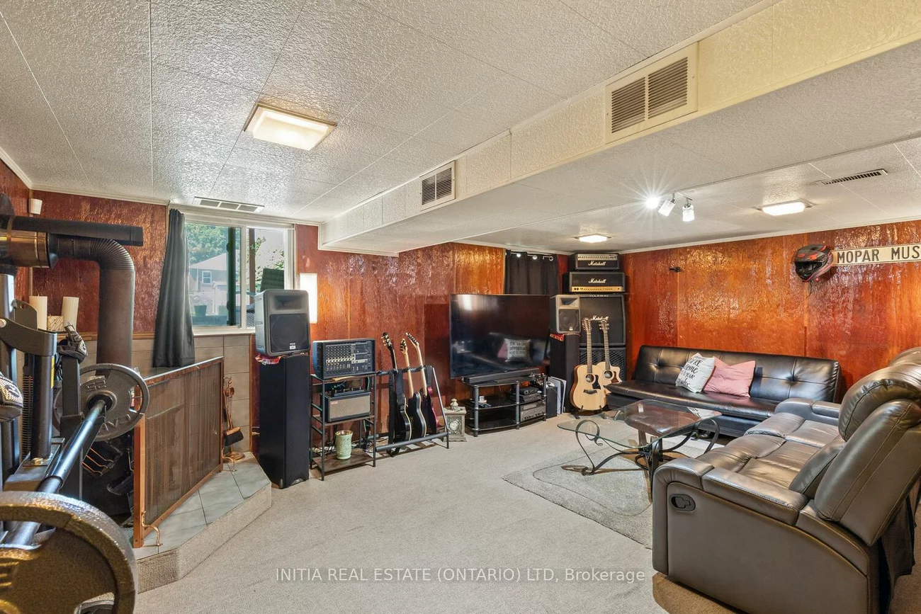 38, North Edgely, Clairlea-Birchmount, Toronto